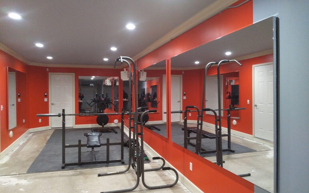 Don & Belyn’s Home Gym Glassless Mirrors