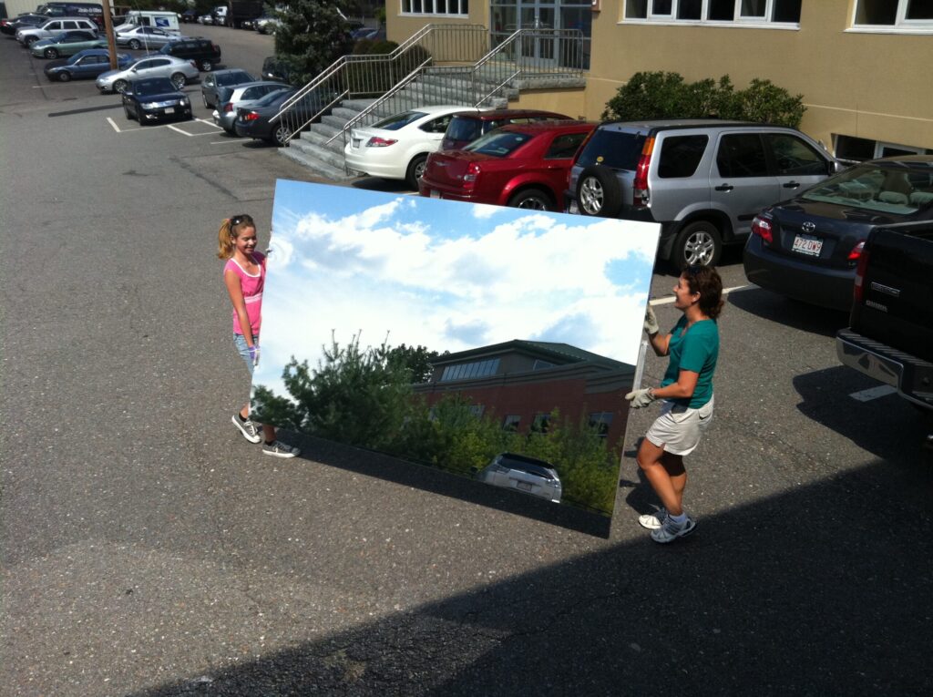 Lightweight Glassless Mirror