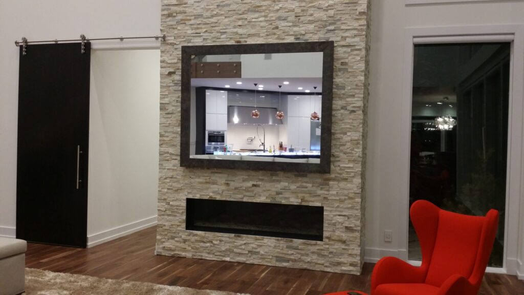 Hidden TV Glassless Mirror