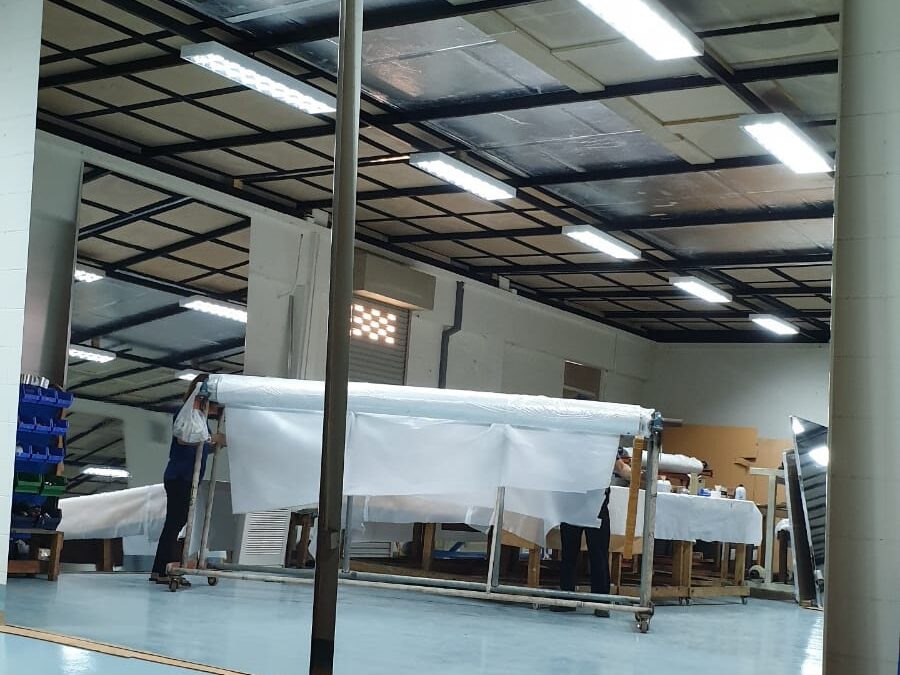 MEGA Size Glassless Mirrors