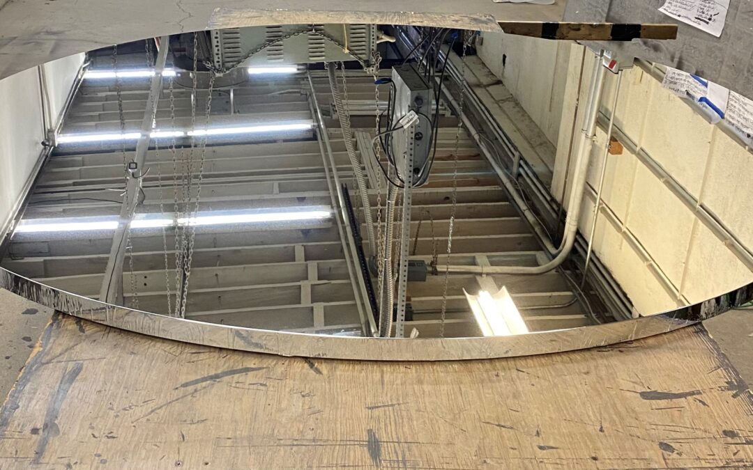 New Glassless Mirror Takes Home Decor by Storm