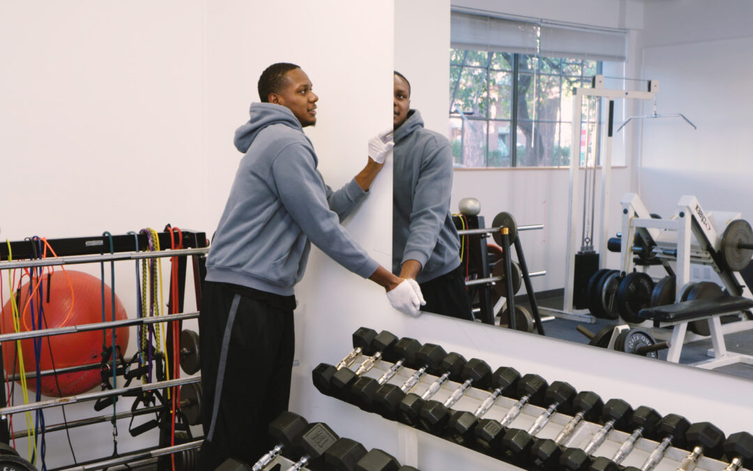 Revolutionize Your Space: Embrace Affordability and Convenience with Glassless Mirrors