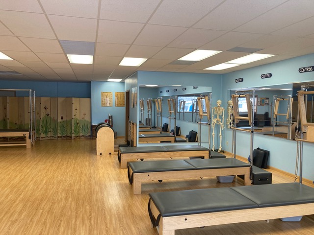 Customer Testimonial – Surface Mounted Glassless Mirrors